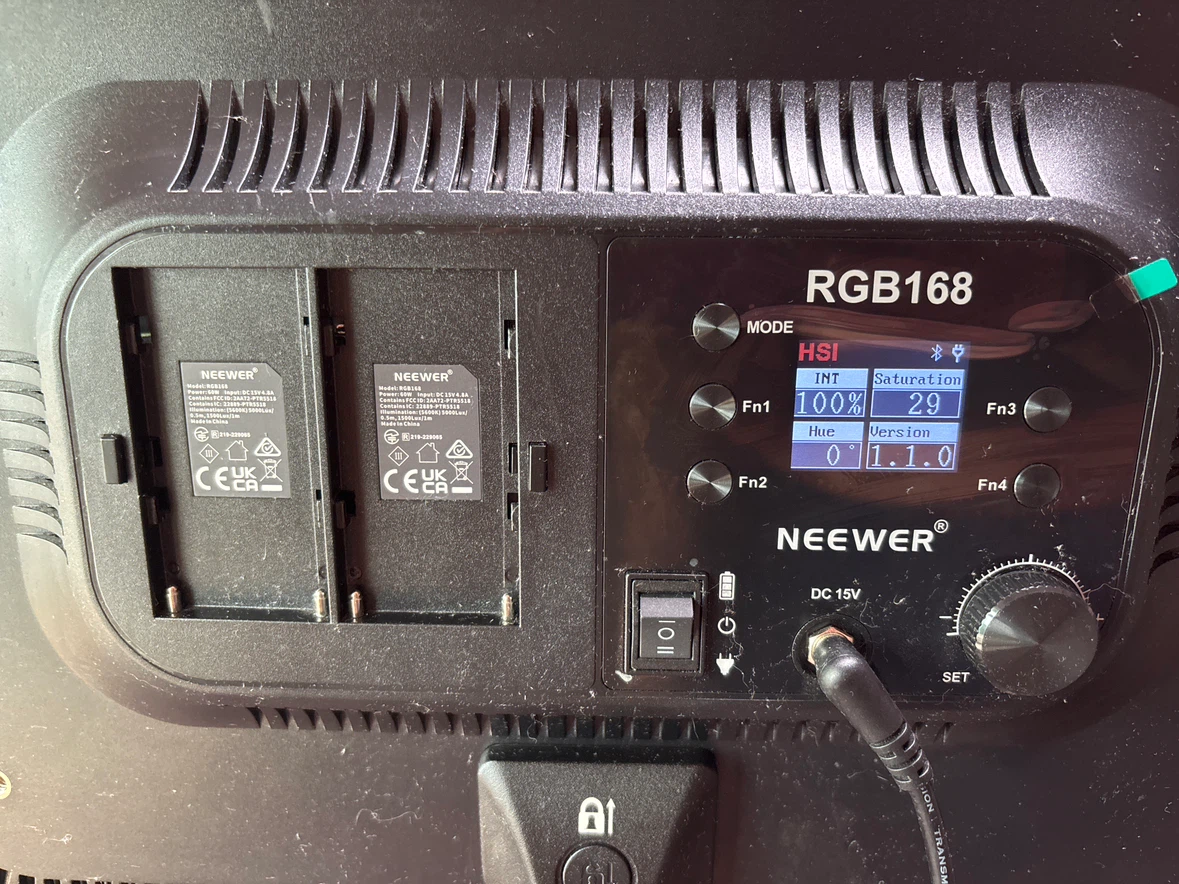2 Neewer RGB168 LED Light Panel - photo 3