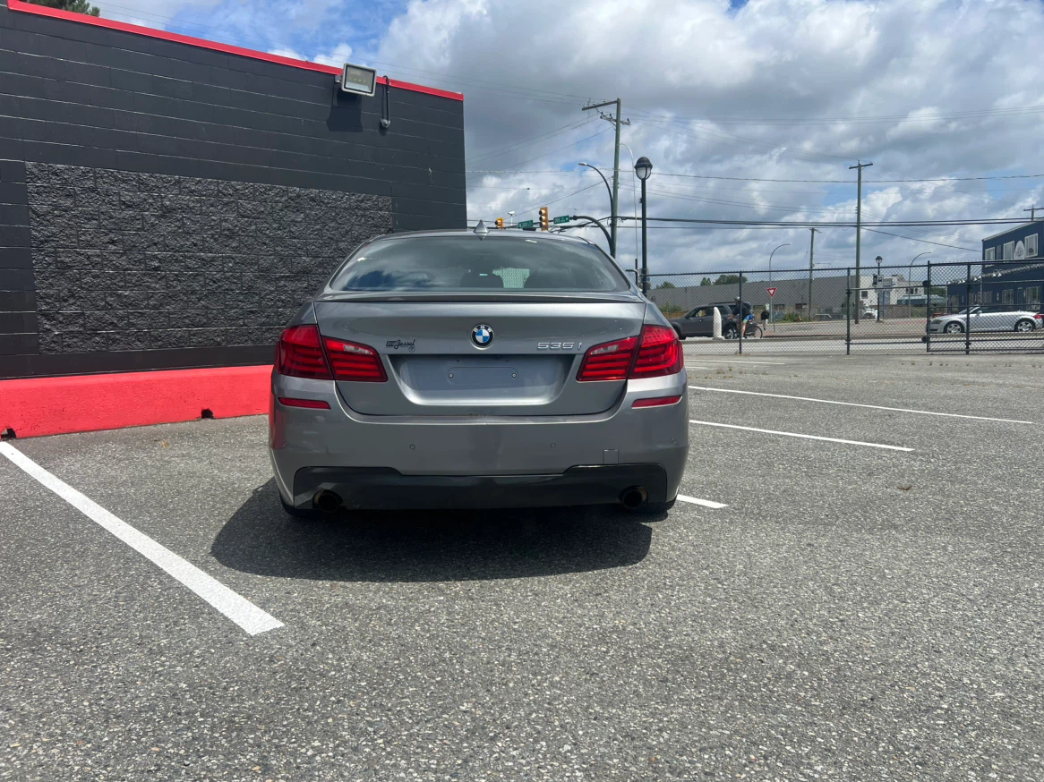 2012 BMW 5 Series 535i xDrive Sedan AWD - photo 3