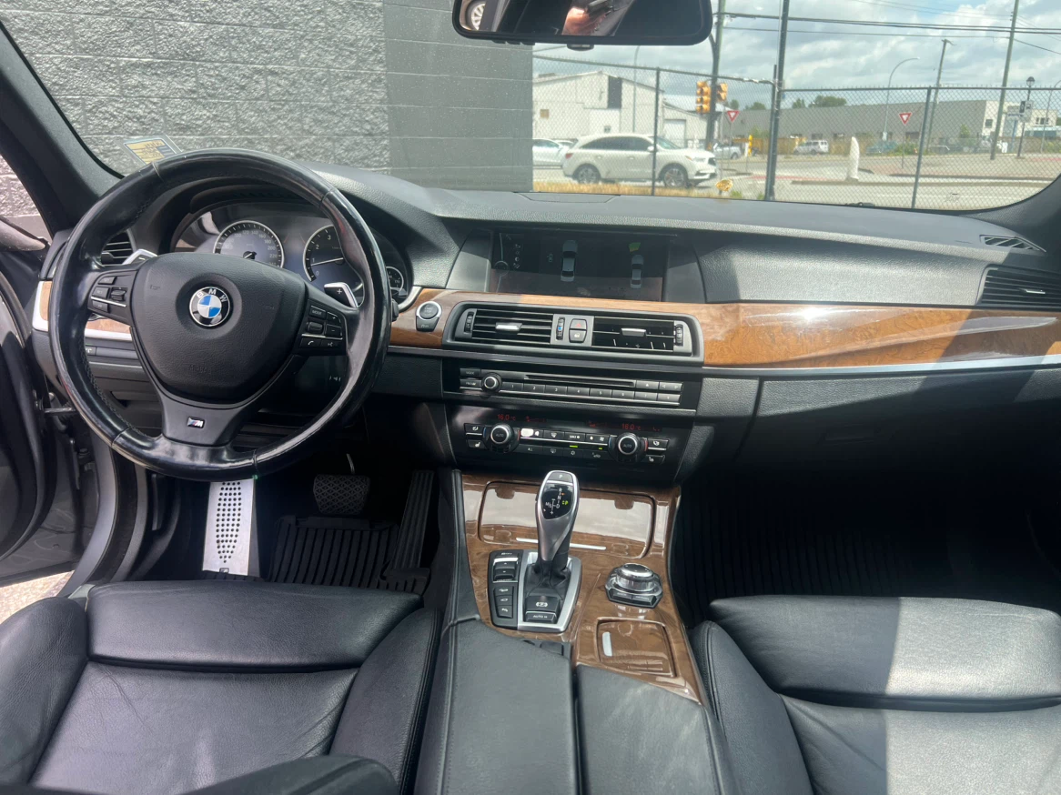 2012 BMW 5 Series 535i xDrive Sedan AWD - photo 5
