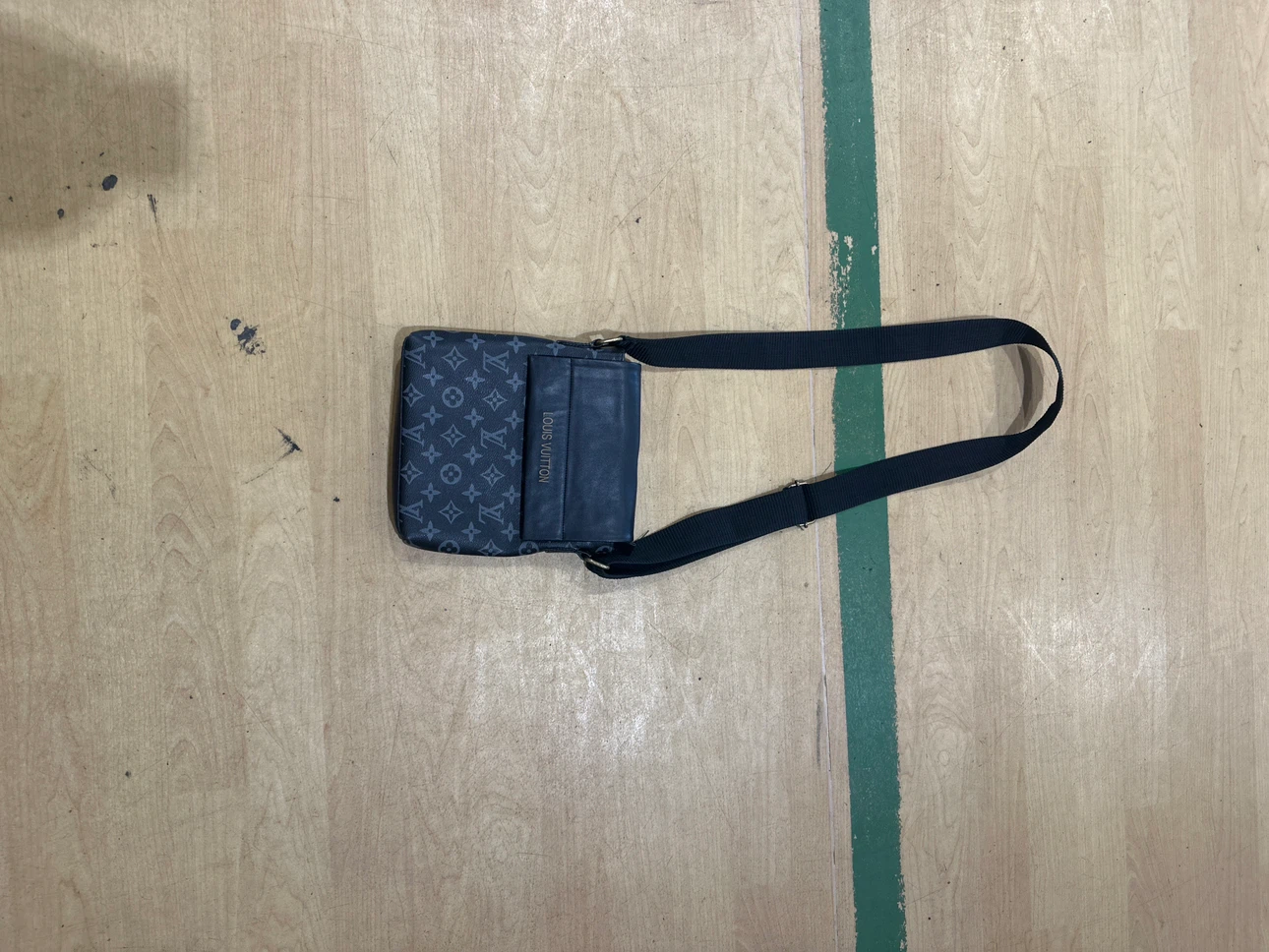 louis vuitton side bag