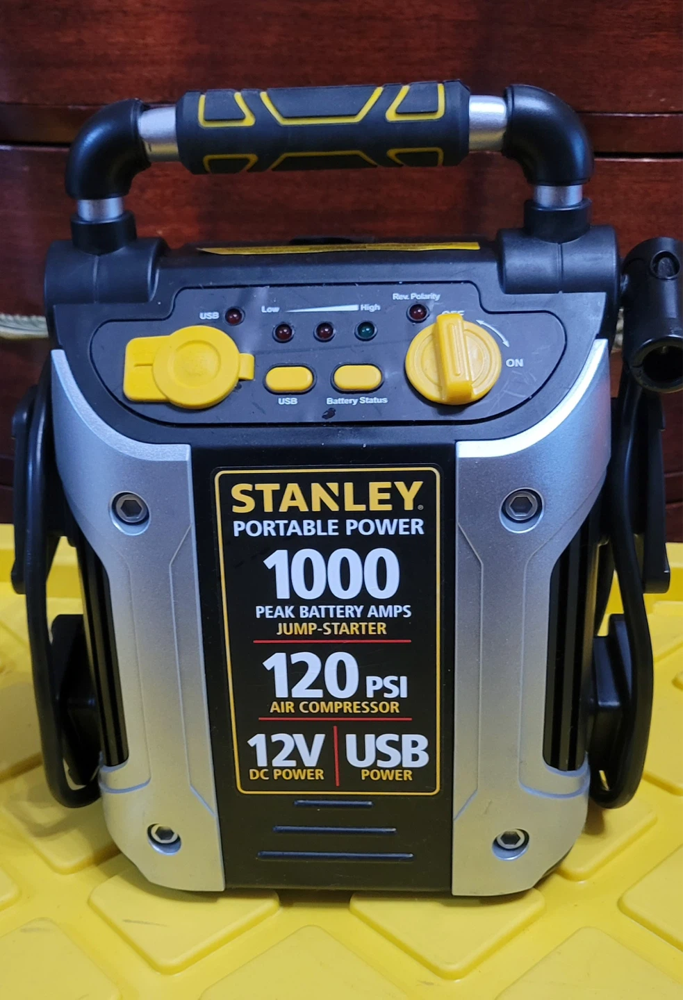 BSTANLEY Portable Power 1000 Peak Battery Amps Jump-Starter - photo 3