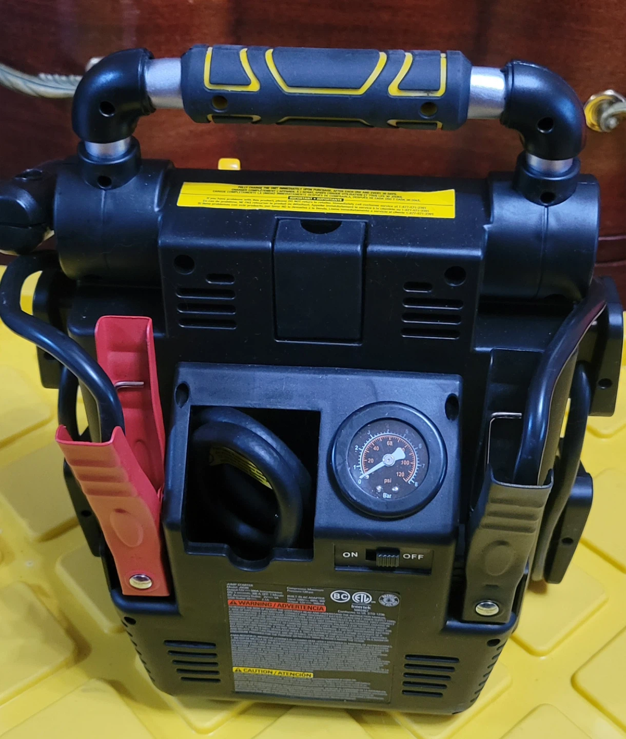BSTANLEY Portable Power 1000 Peak Battery Amps Jump-Starter