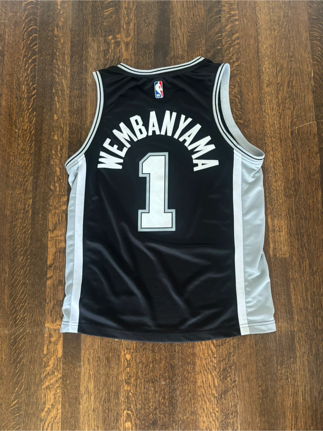 San Antonio Spurs Wembanyama Jersey MENS SMALL
