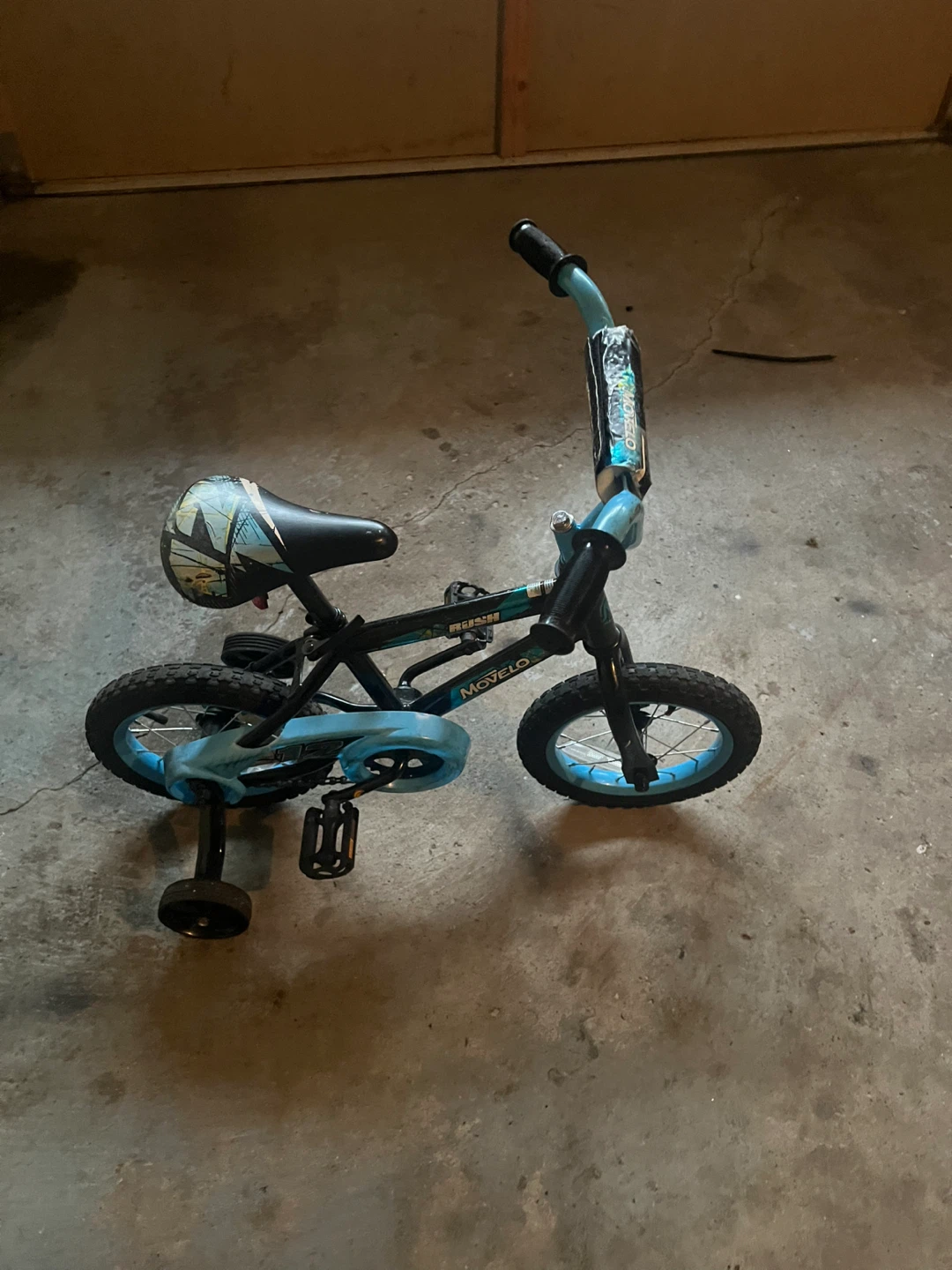 12” Movelo Rush Kids Bike with Training Wheels - photo 3