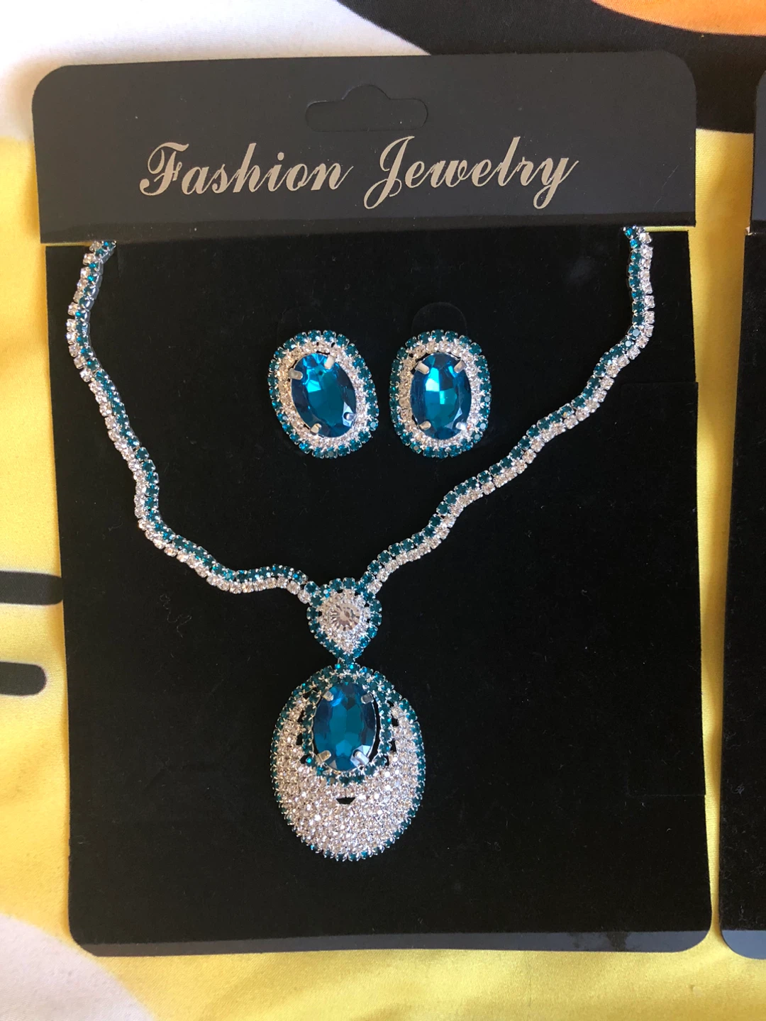 Fashion Jewelry Necklace and Earring Set - photo 2
