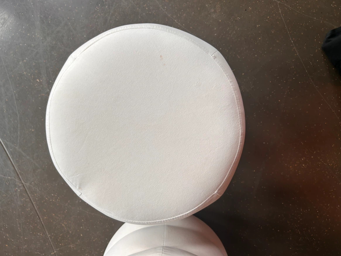 2 White Round Ottoman Pouf - photo 2