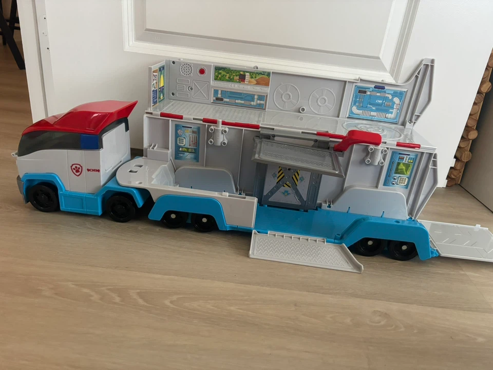 Paw Patrol Look Out Tower and Large Truck - photo 3