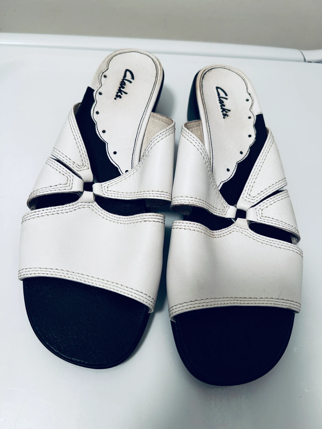 Clarks White Leather Sandals - photo 2