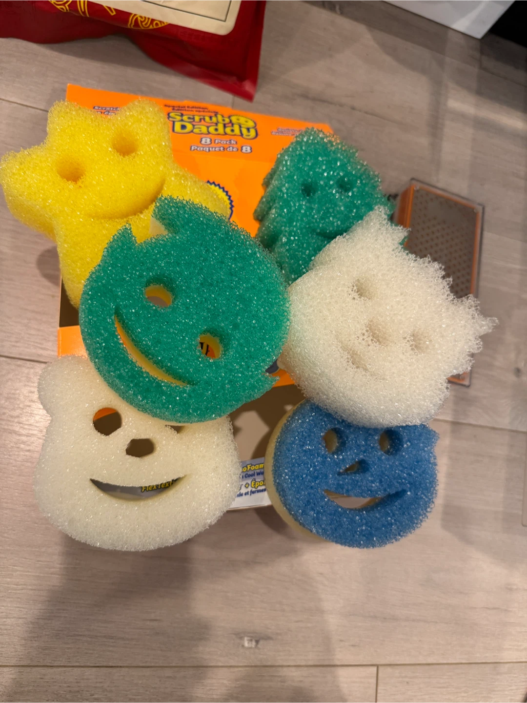 Scrub Daddy & Scotch-Brite Flex Scrub Sponges