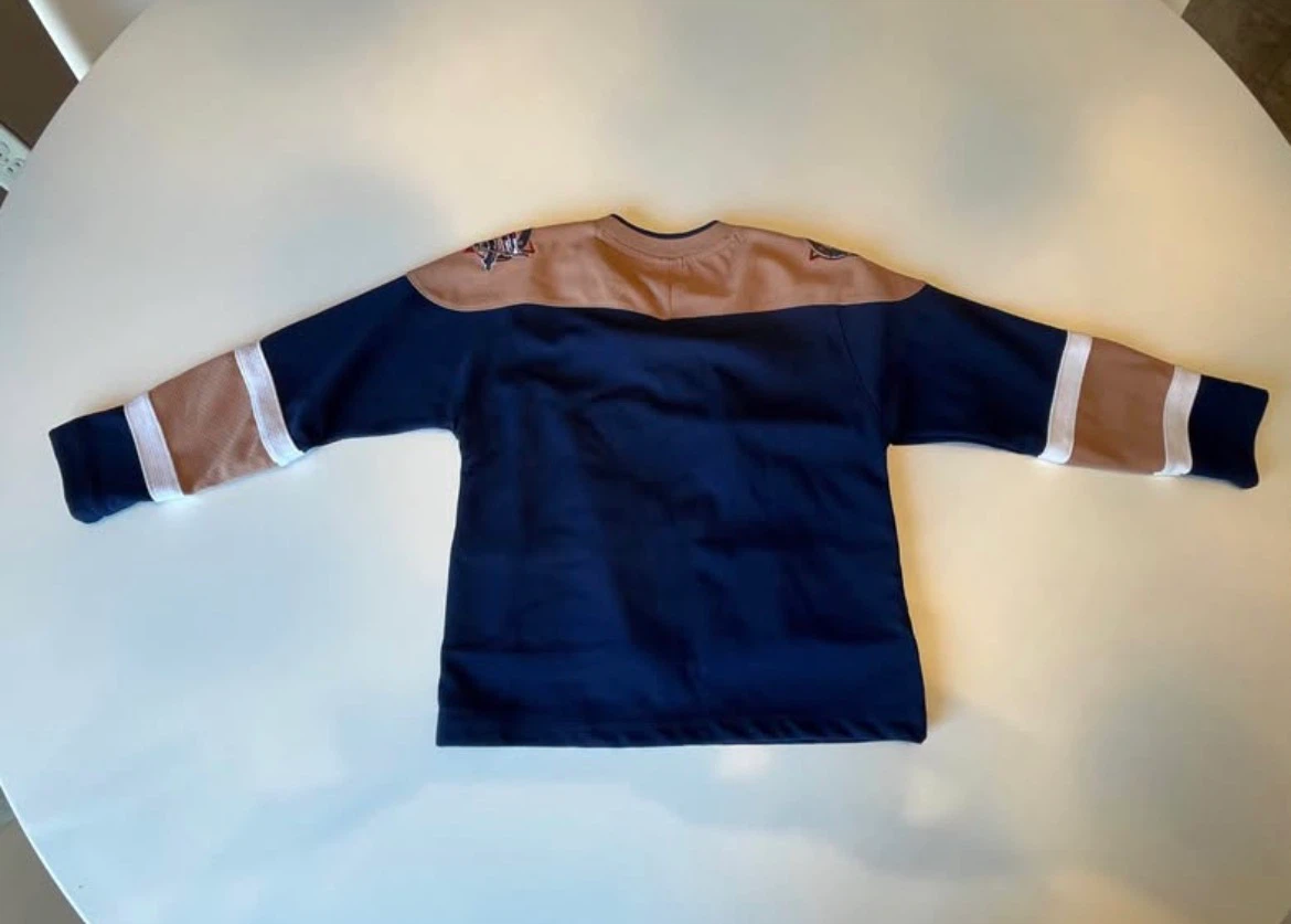 Edmonton Oilers Hockey Jersey 4T - photo 3