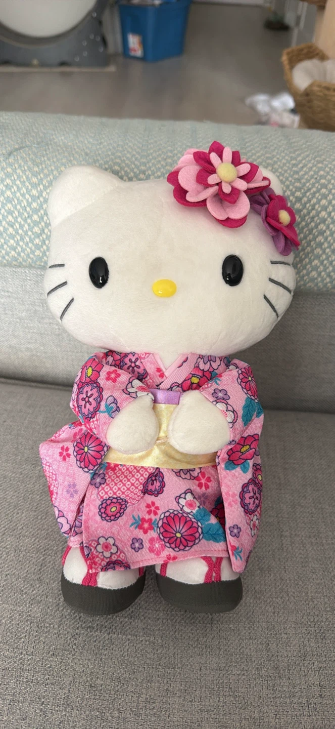 Hello kitty Japan kimono