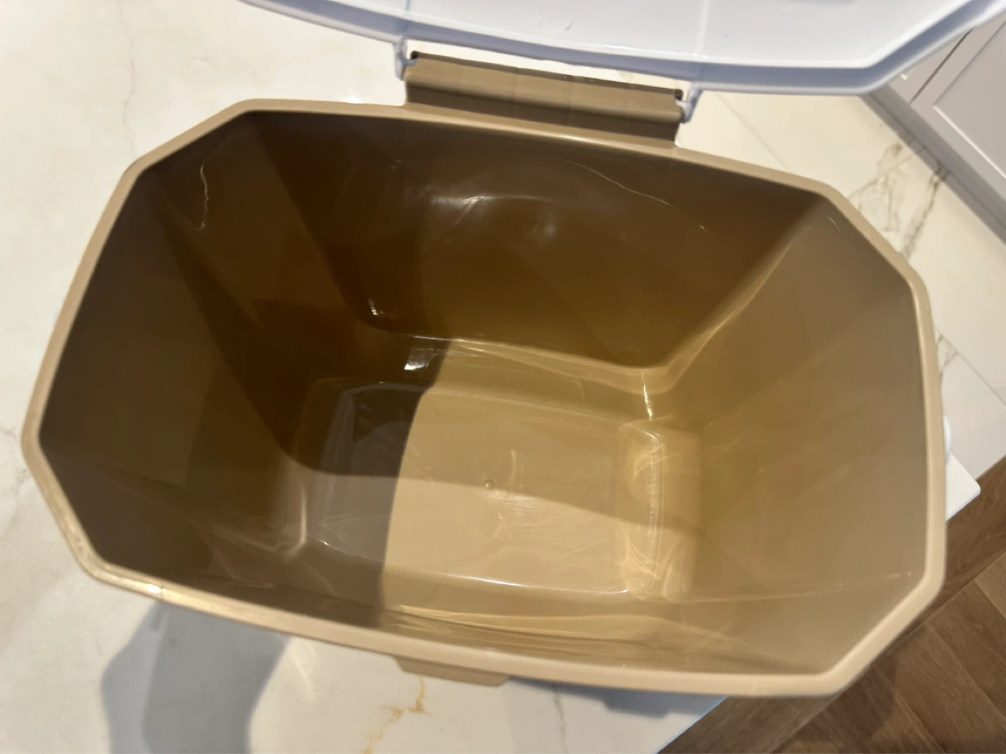 NEW! Kitchen Food Waste/Organics Countertop Bin - photo 3