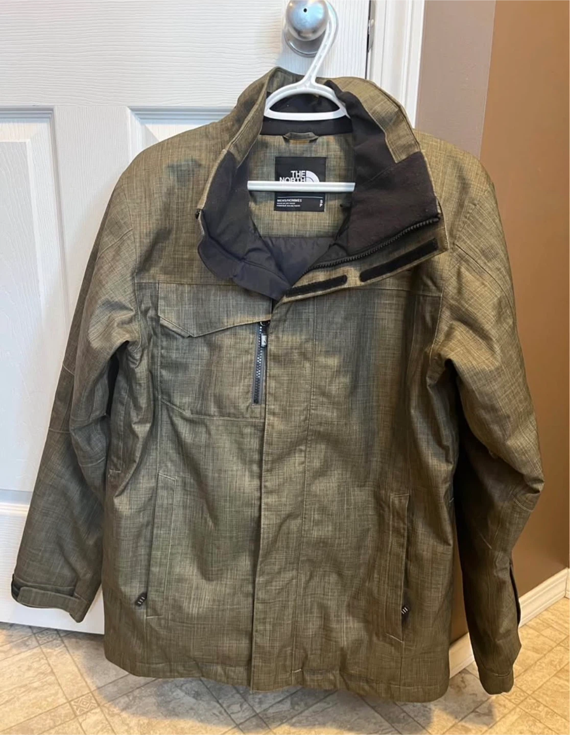 Men’s North Face Winter Coat Size Small
