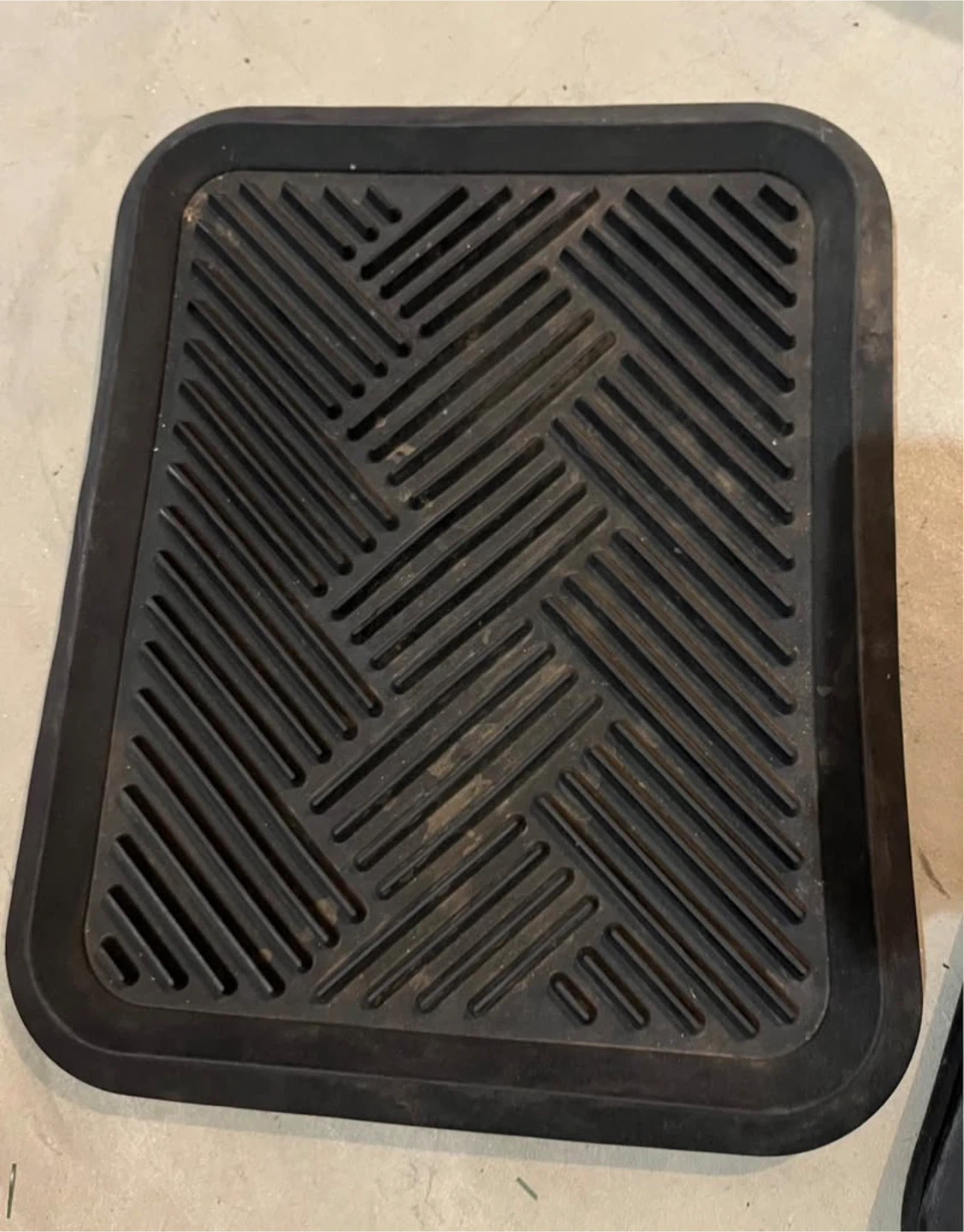 Deep Rubber Car Mats - photo 2