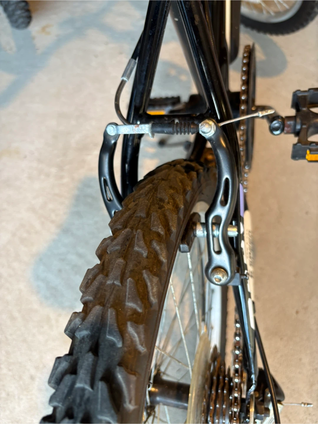 Kids 20” CCM FS2.0 Bike - photo 2