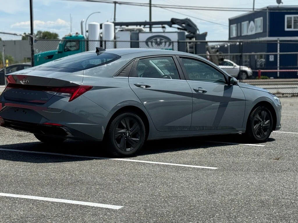 2022 Hyundai Elantra Hybrid Ultimate FWD - photo 3
