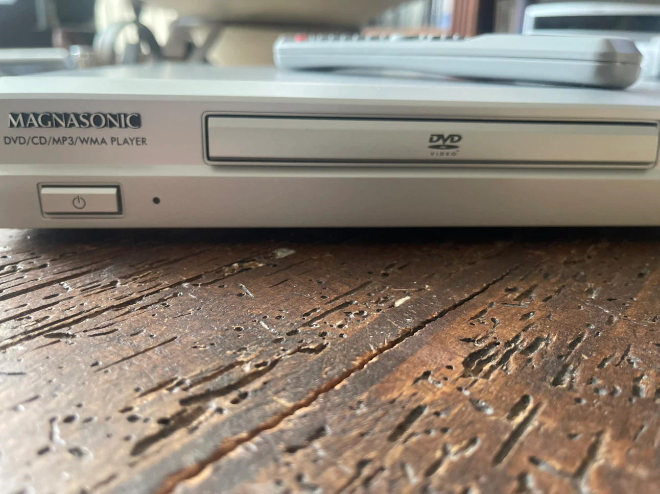 Magnasonic Progressive Scan DVD Player with Remote - photo 5