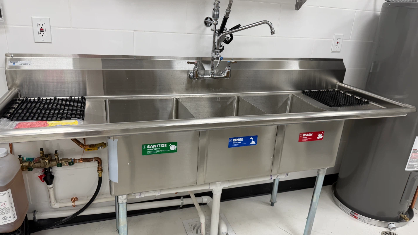3 compartment commercial sink