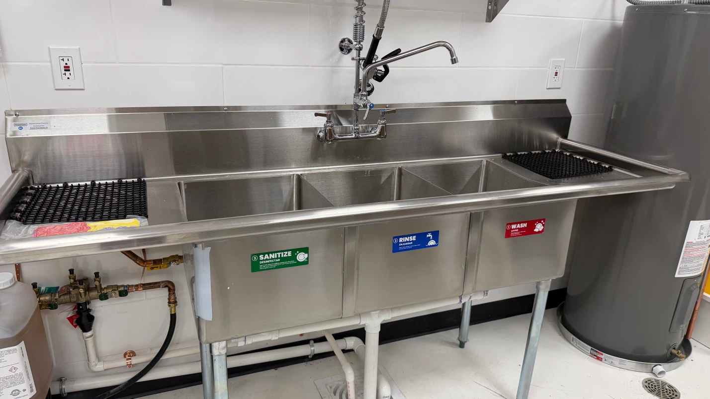3 compartment commercial sink - photo 2