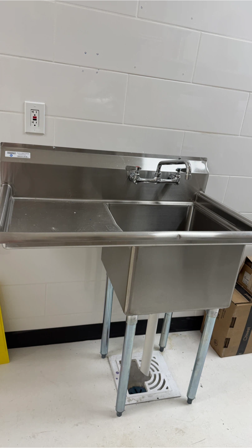 One compartment sink brand new