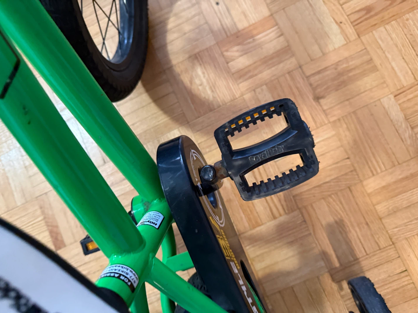 RoyalBaby Green Kids Bike with Training Wheels - photo 5