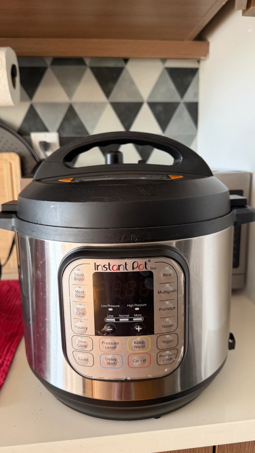 Instant Pot Duo 7-in-1 Electric Pressure Cooker