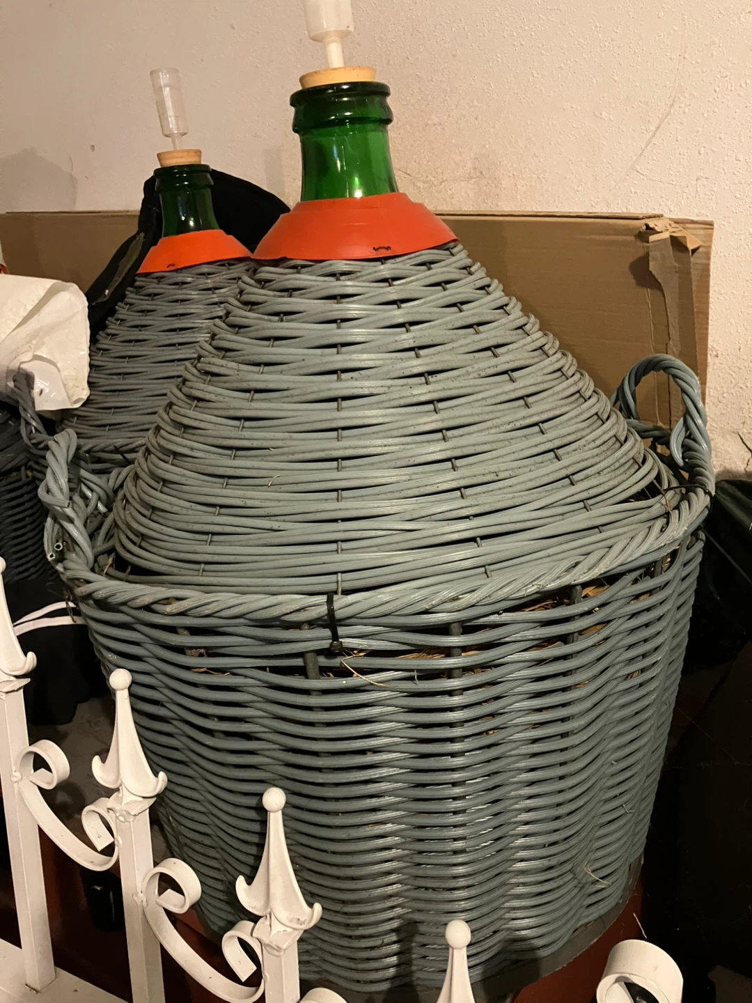 Demijohn bottle with wicker basket