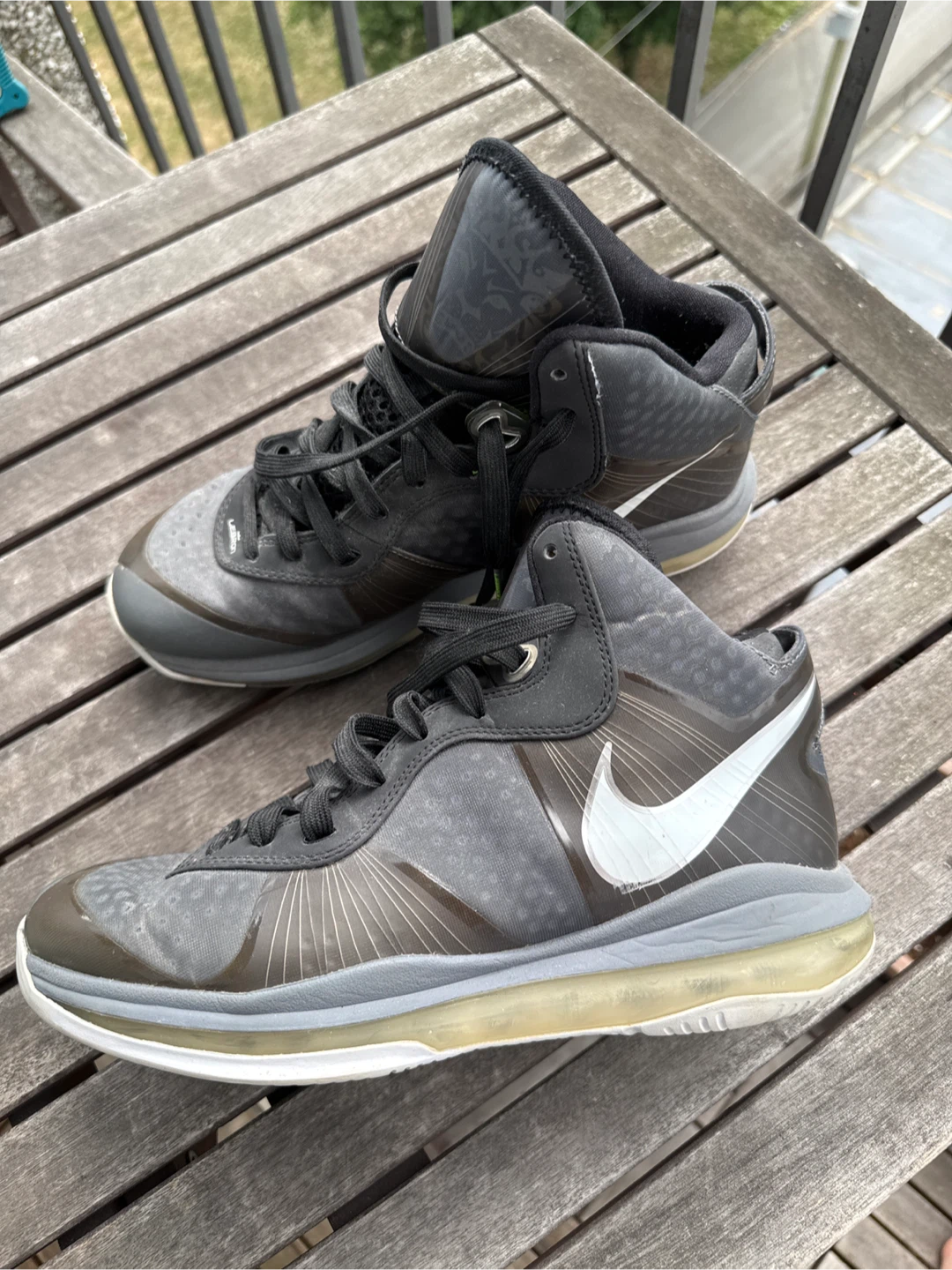 Nike LeBron James Basketball Shoes US 6.5 Y Flywire - photo 2