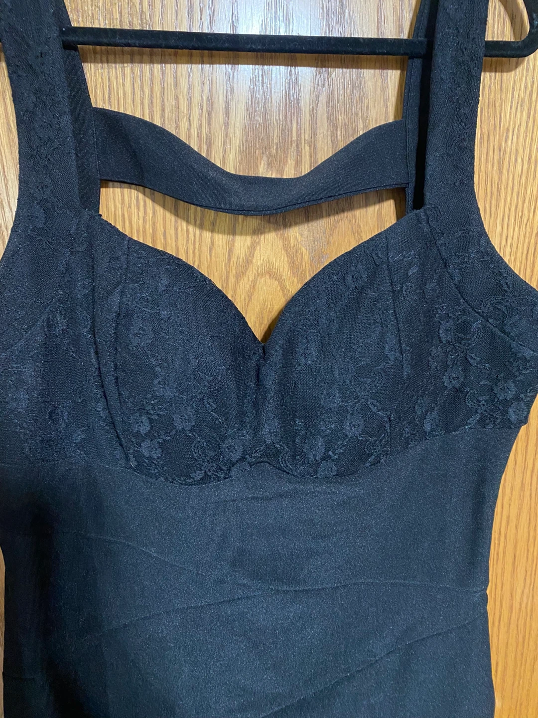 Black Lace-Accent Bodycon  Dress - photo 4