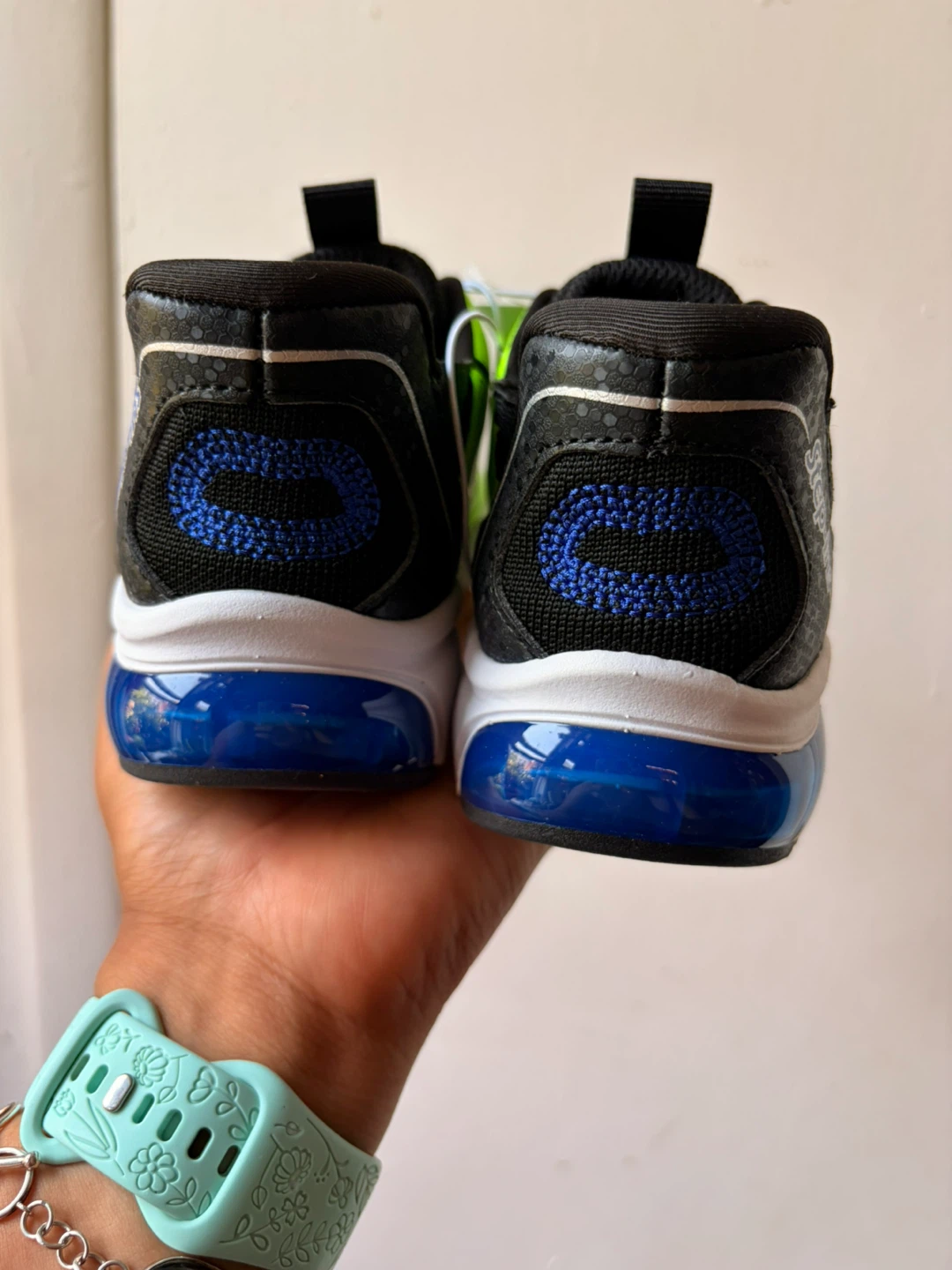 New Skechers shoes size 13 - photo 3
