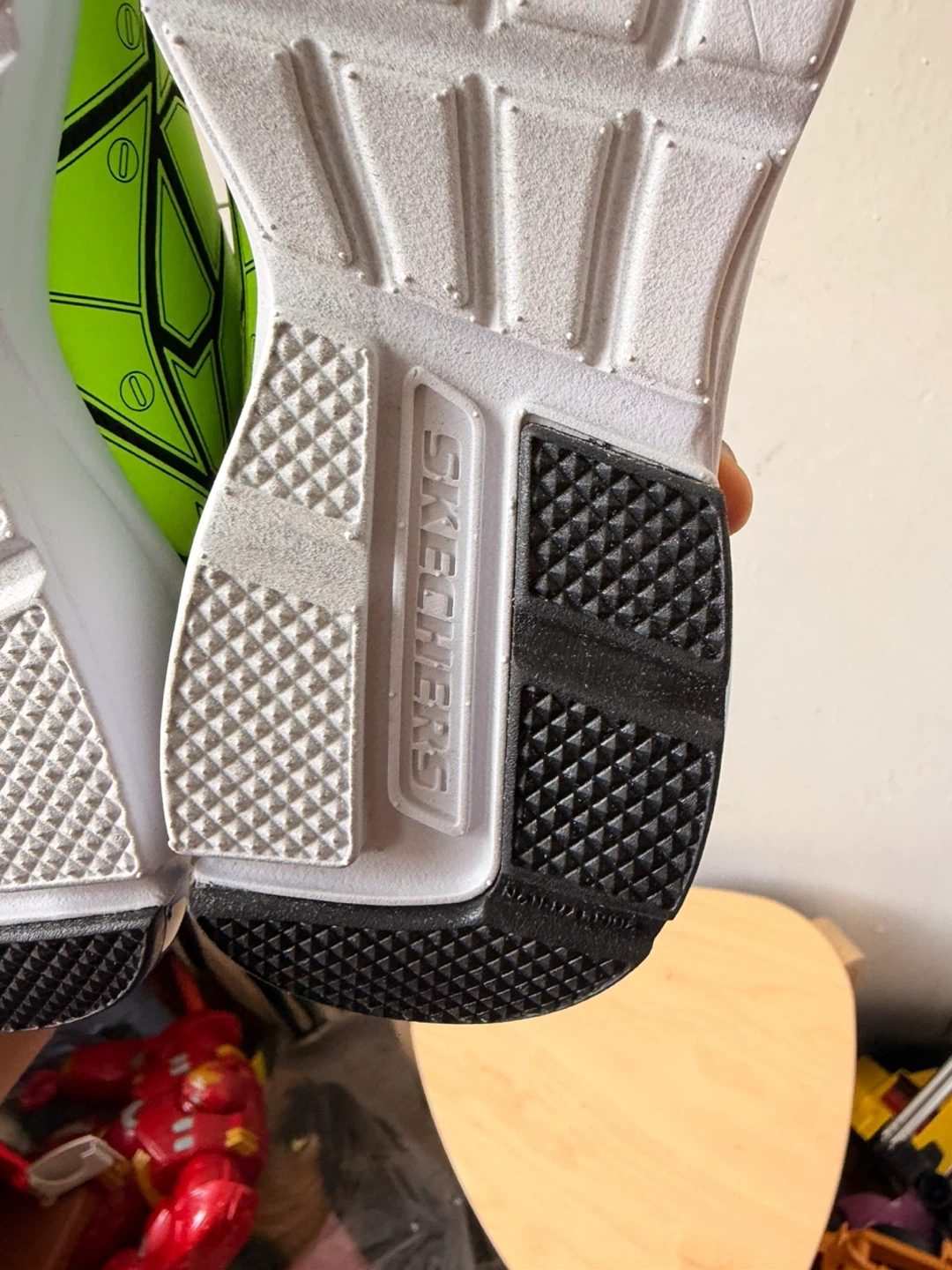 New Skechers shoes size 13 - photo 5