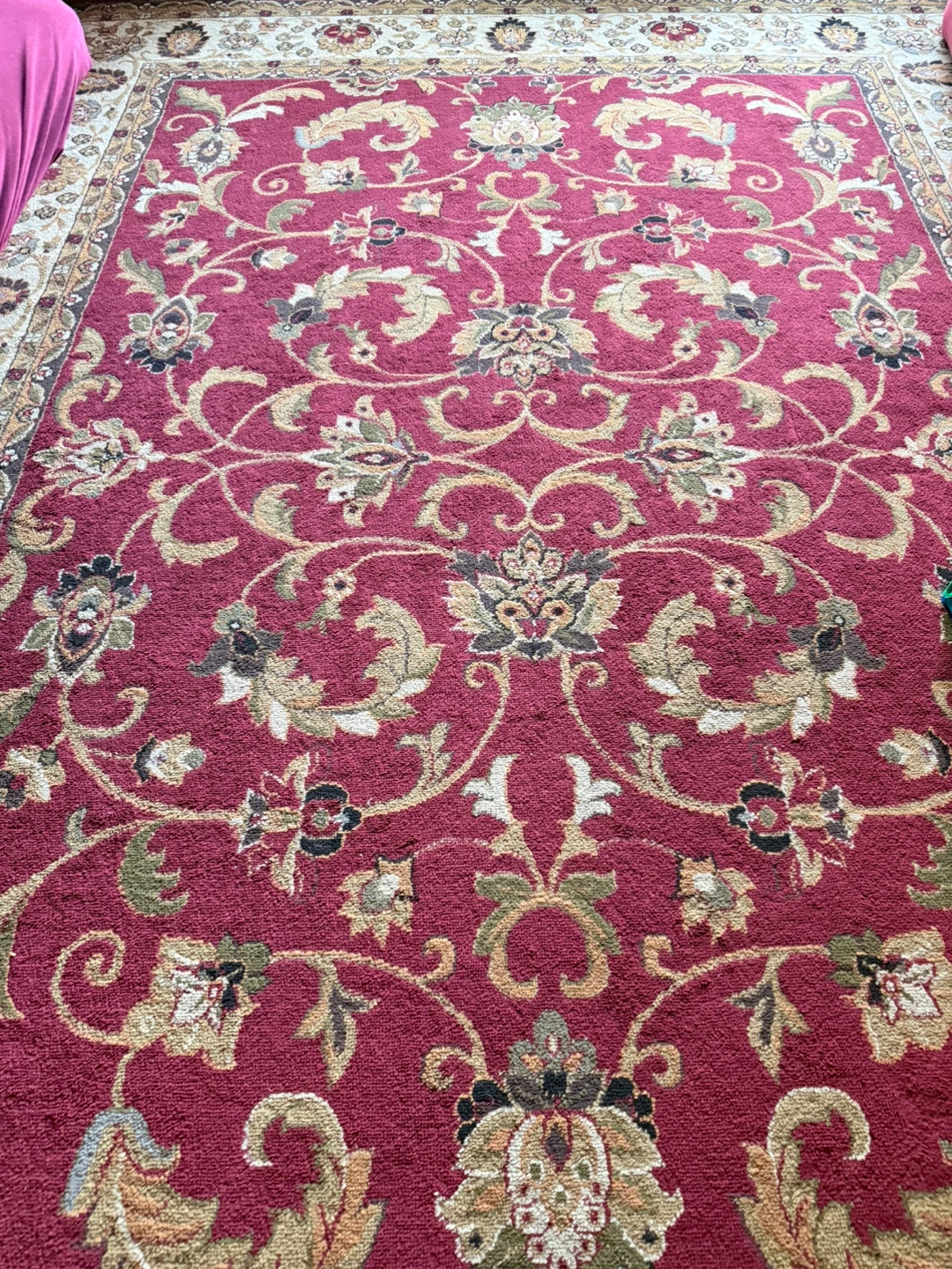 Selling an elegant Iranian carpet - photo 2