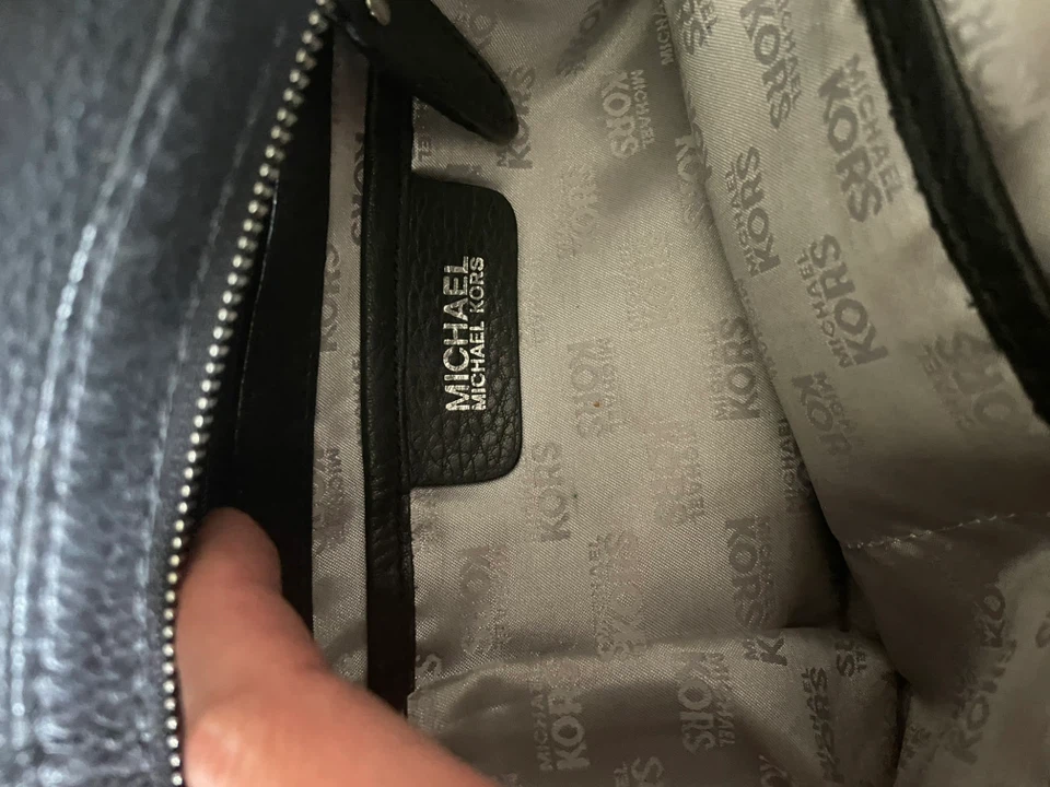 Michael Kors purses - photo 3