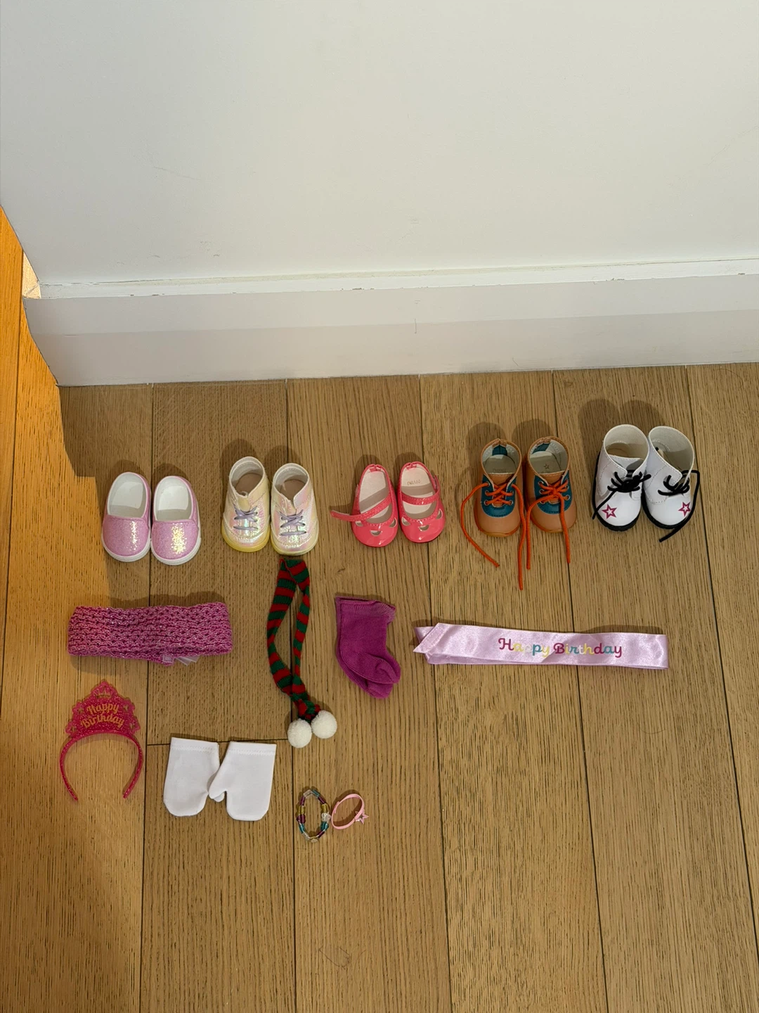 American Girl Doll Accessories Lot with Dolls - photo 3