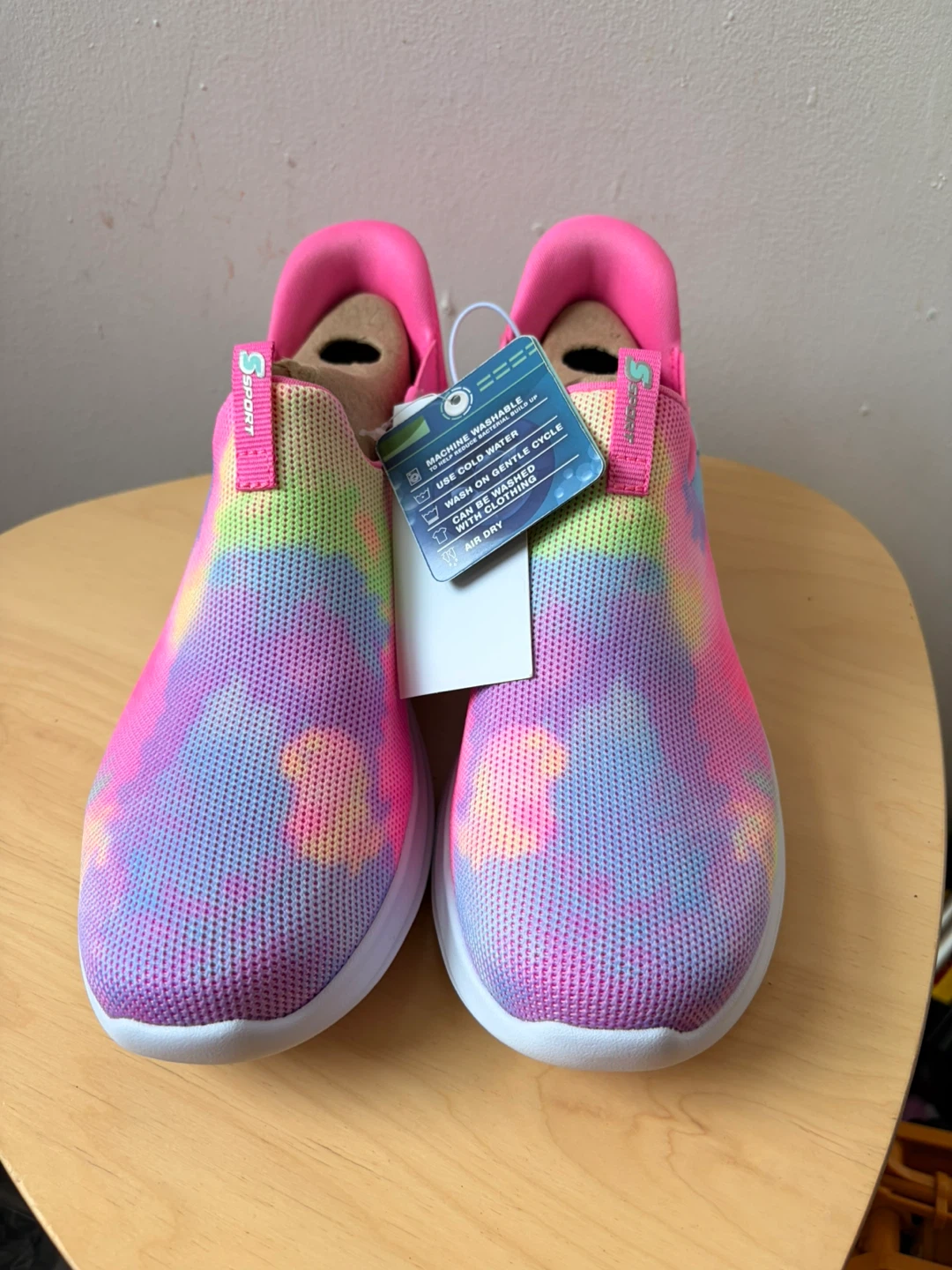 New Skechers size 3