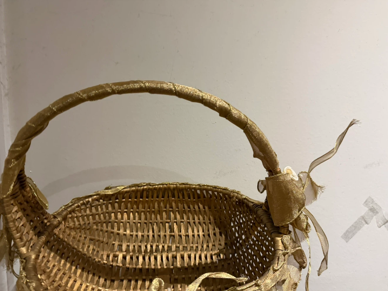 Decorative Woven Basket with Gold Ribbon - photo 5