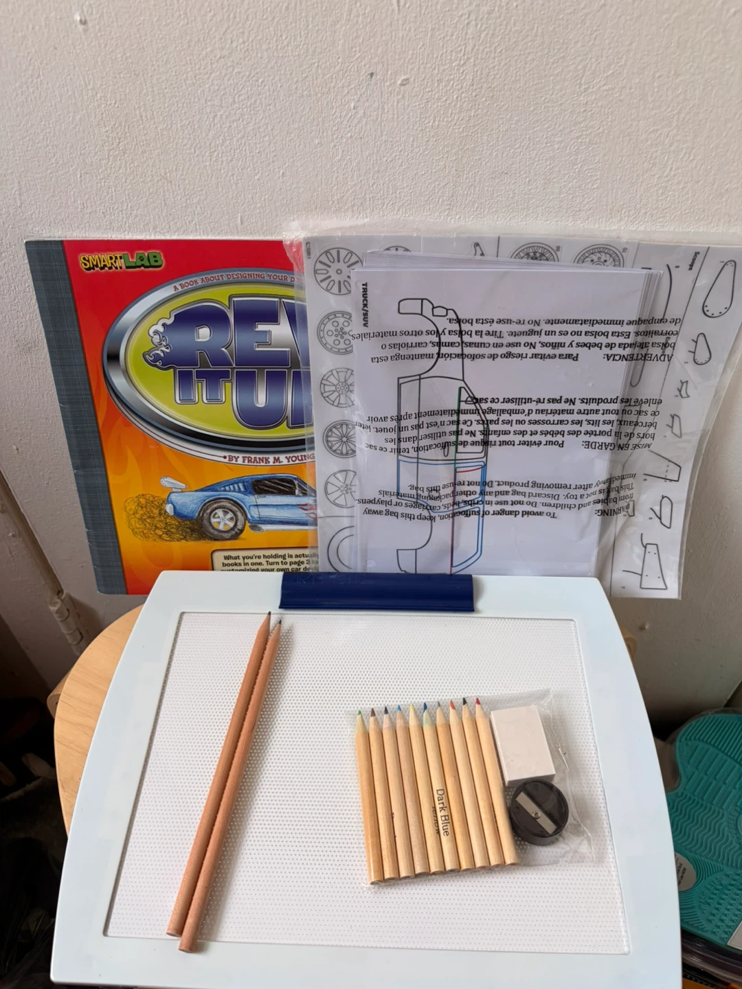 Light up drawing pad