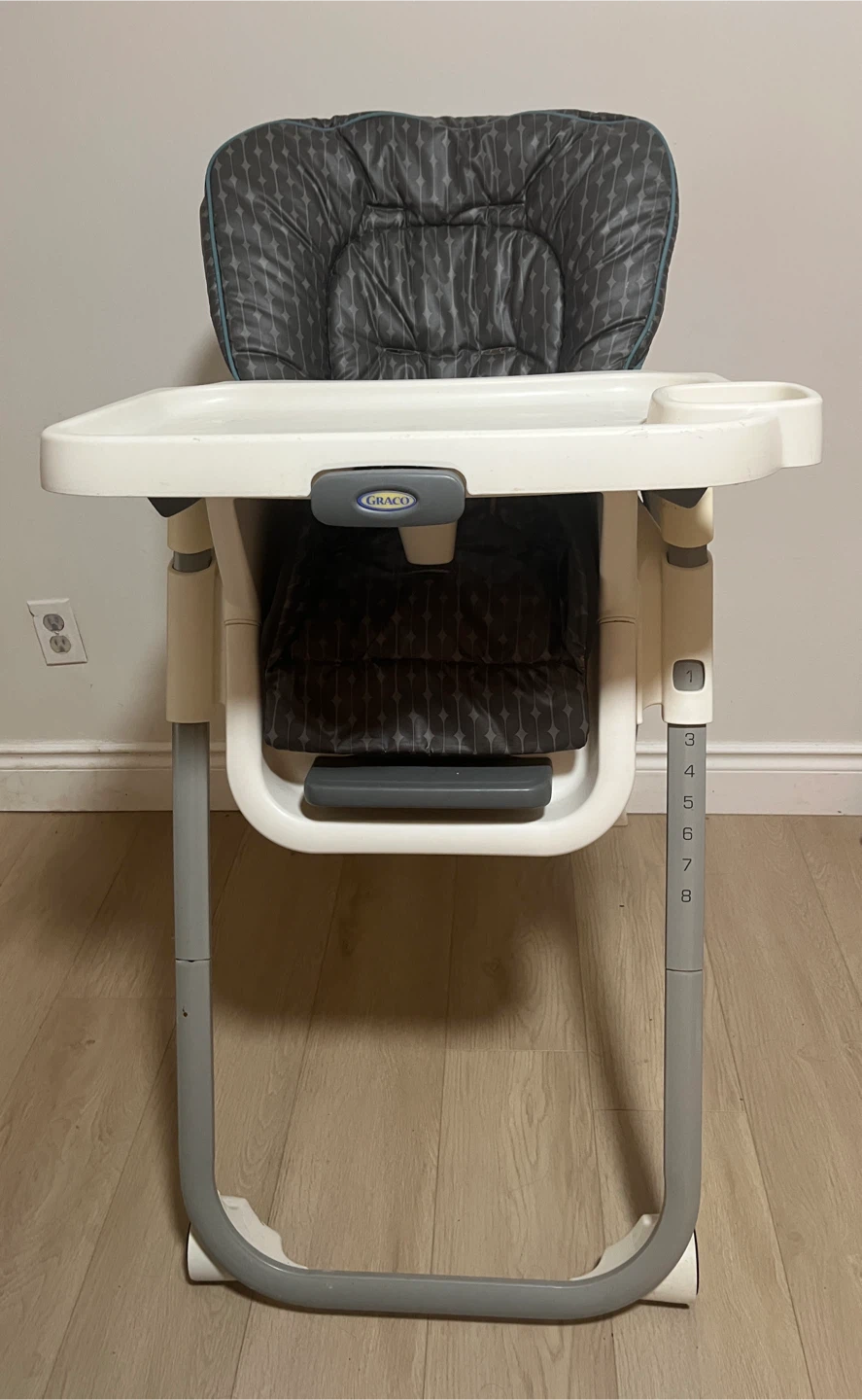 Graco High Chair - photo 3