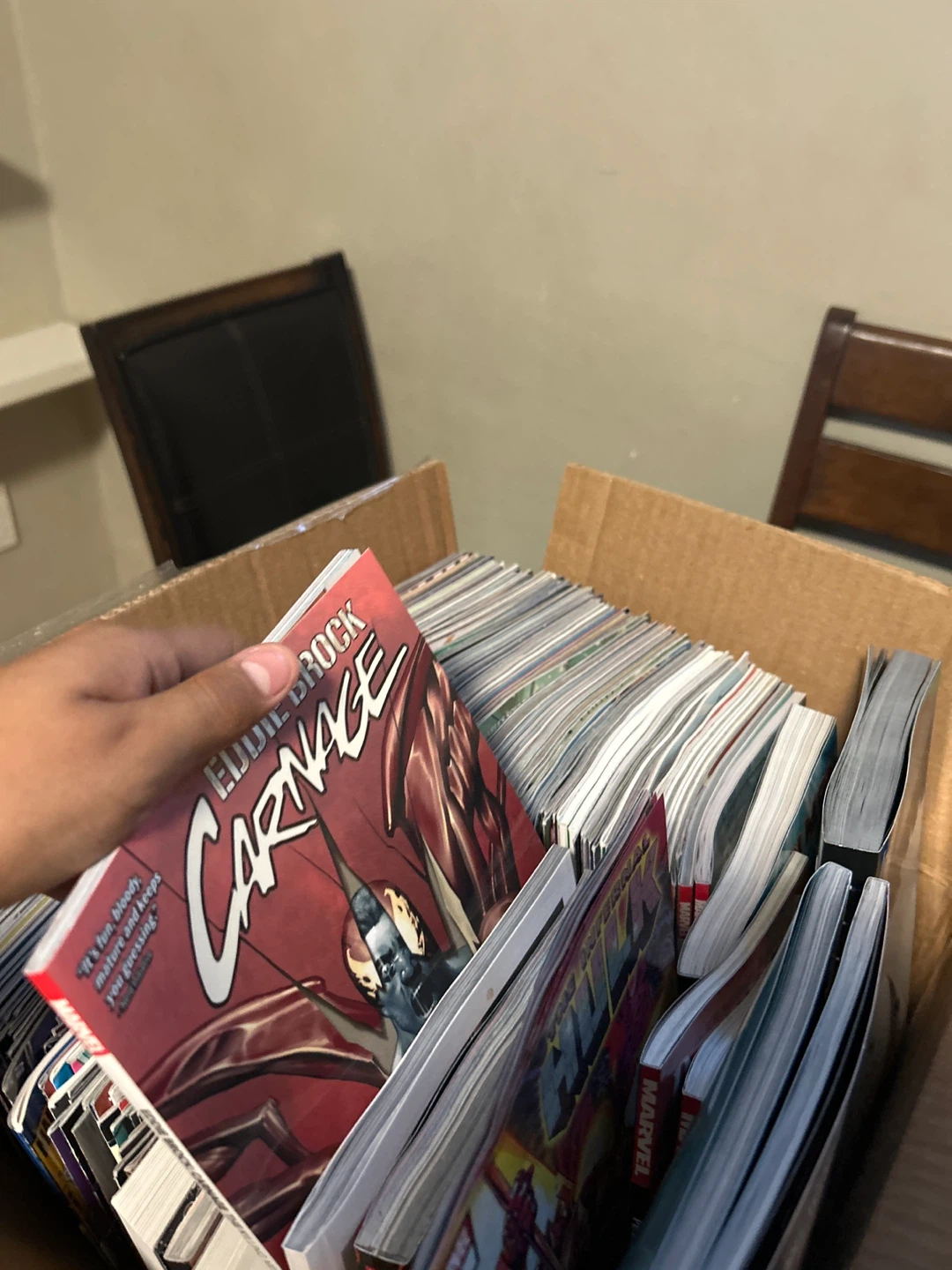 3 boxes of comic books - photo 5