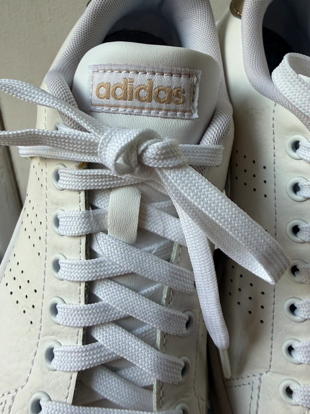 Adidas shoes size 6.5 - photo 3