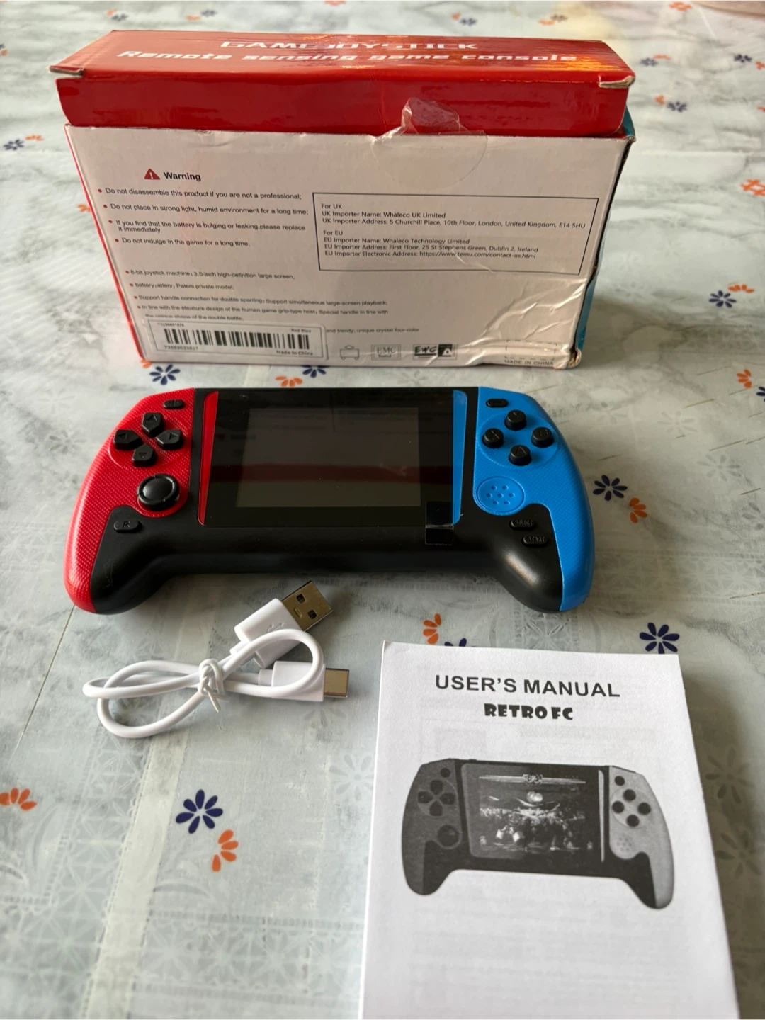 Retro Handheld Console – 500 Games