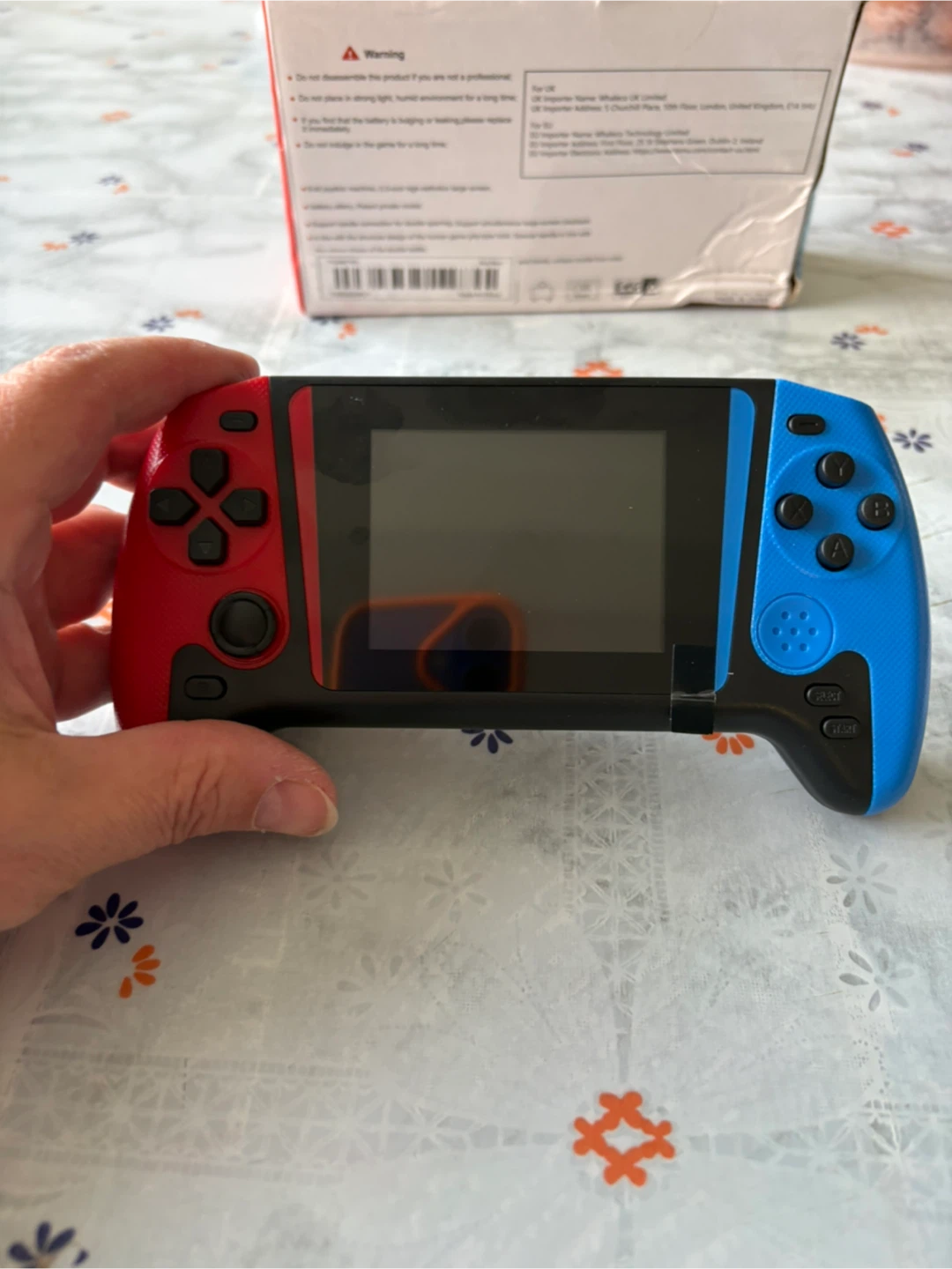 Retro Handheld Console – 500 Games - photo 2