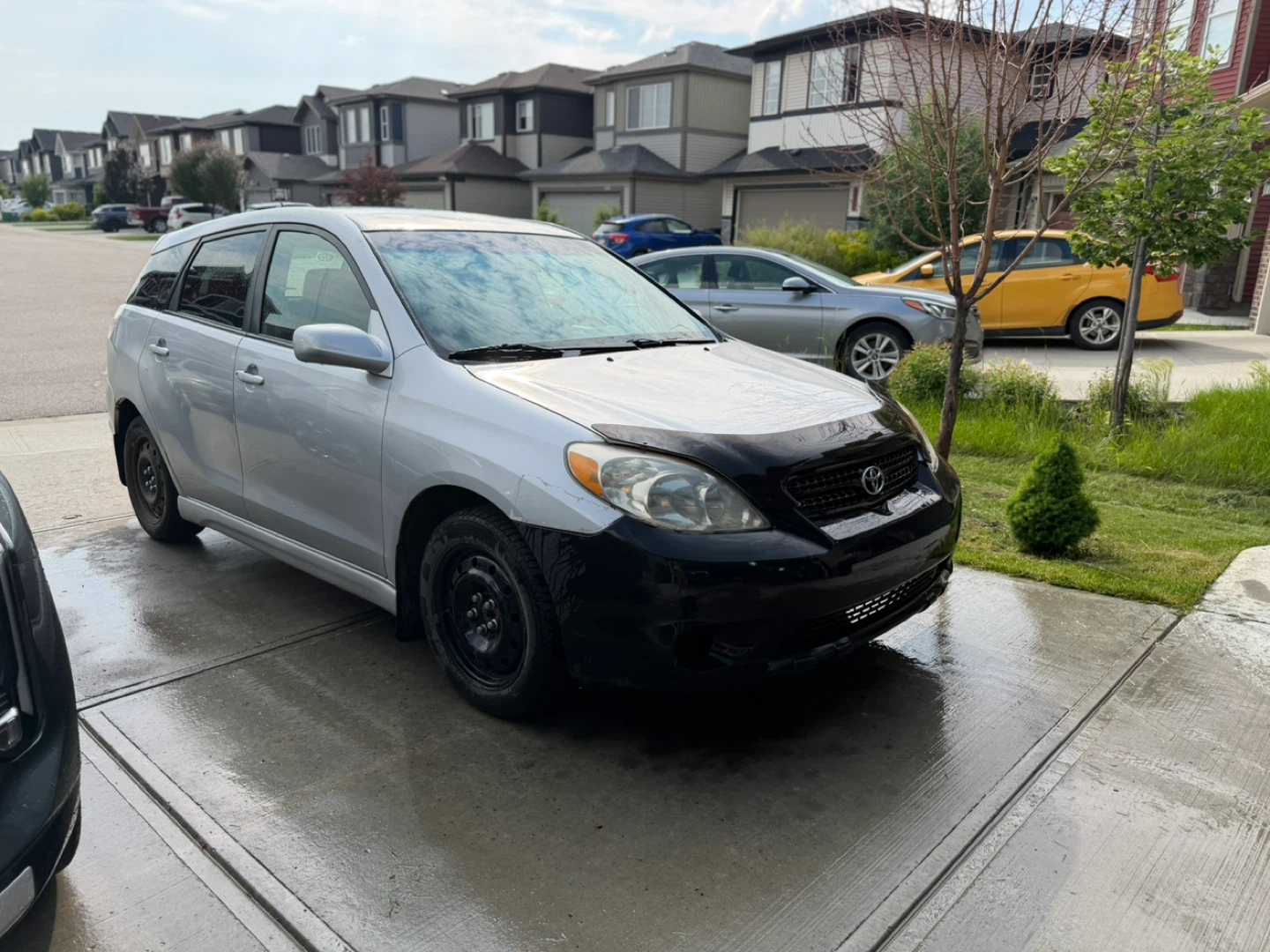 Silver Toyota Matrix - photo 3