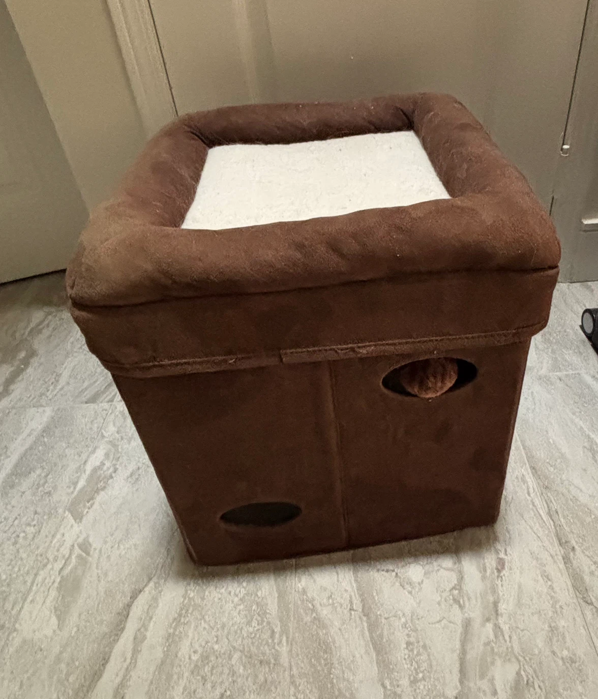 Cat House - photo 3