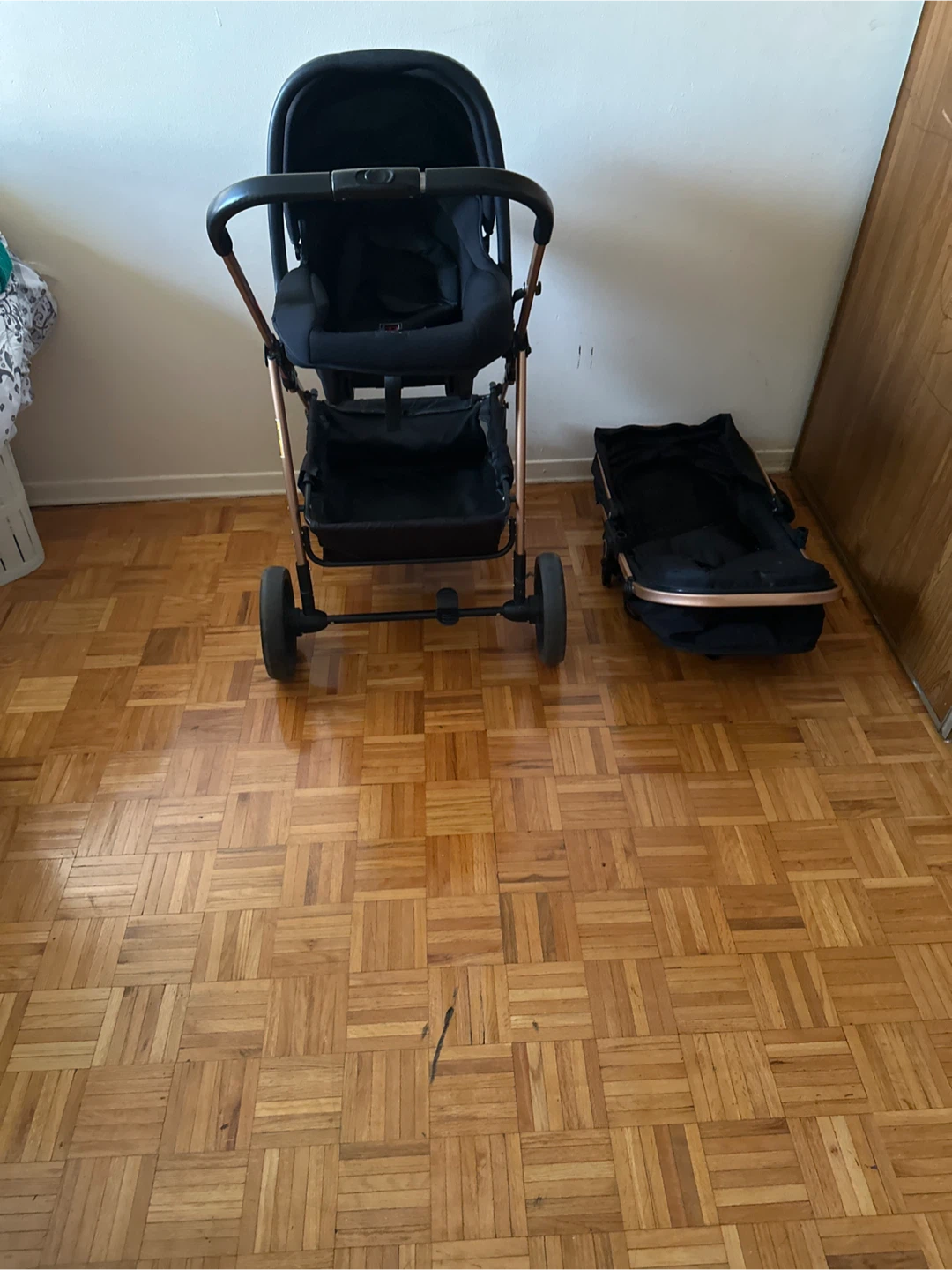 Black Stroller and Car Seat Combo - photo 3