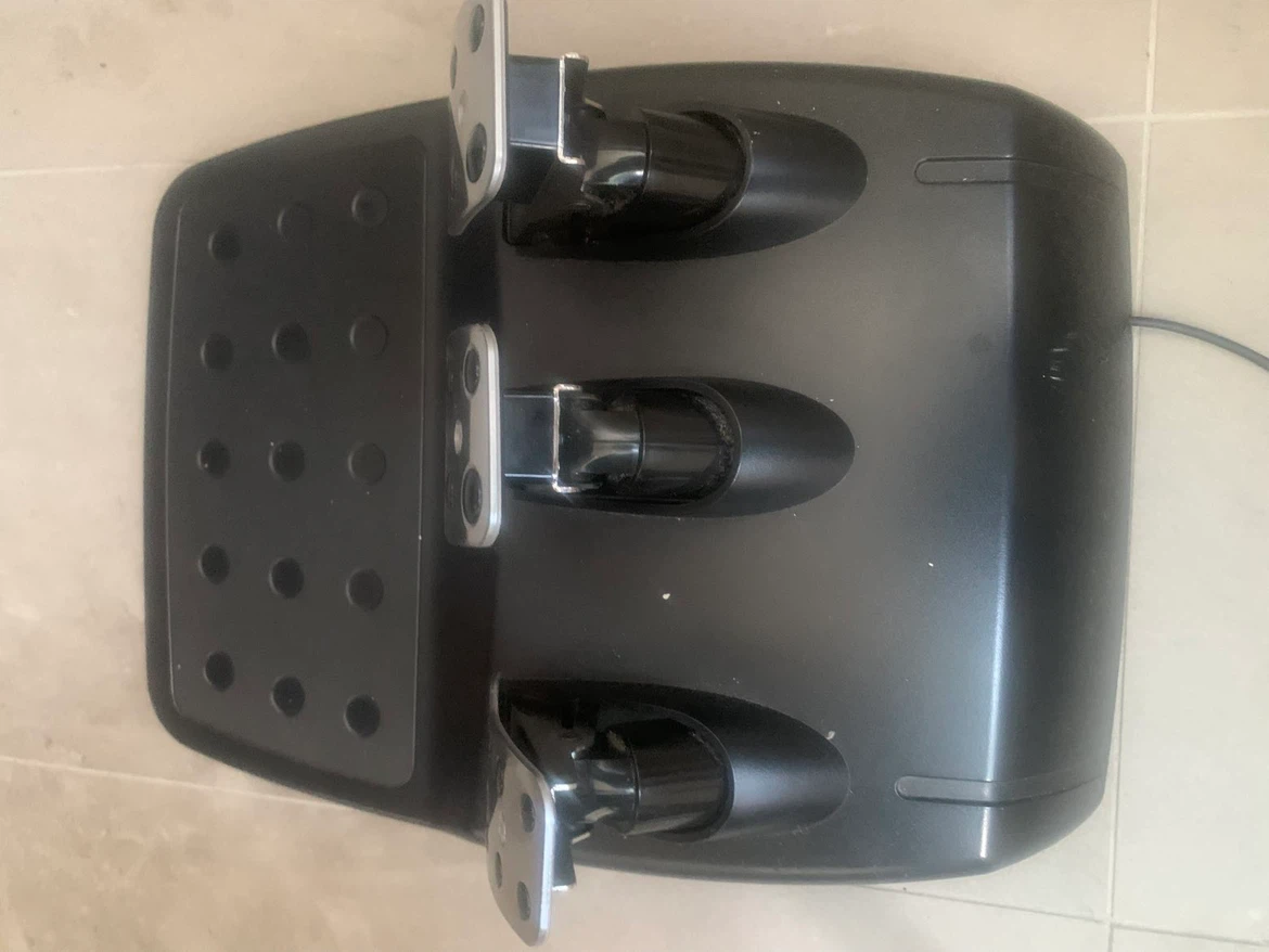 Logitech G920 Racing Wheel and Pedals - photo 4