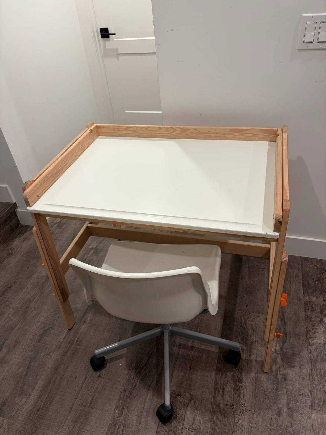 IKEA children’s desk with chair - photo 3