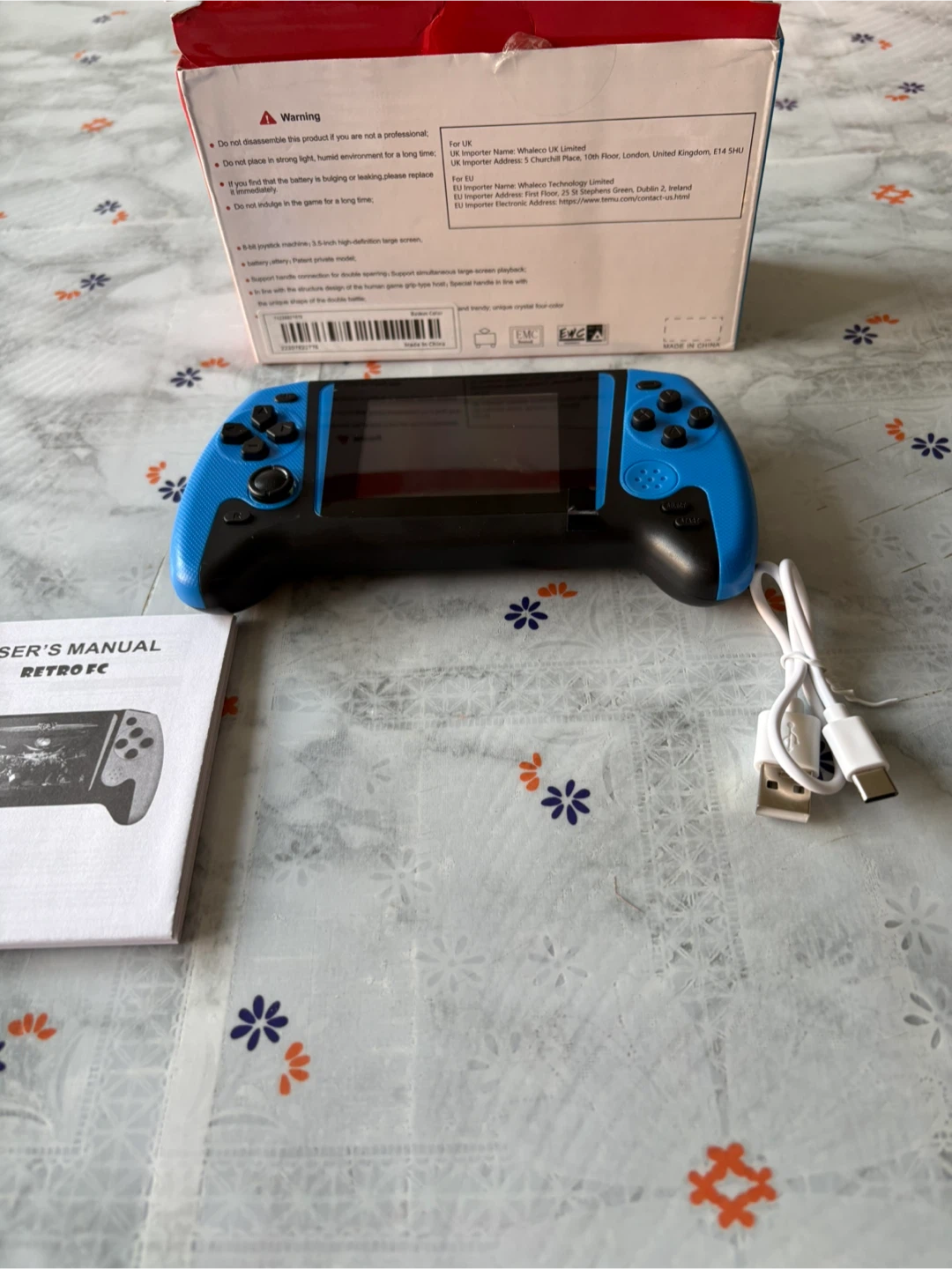 Retro FC G2 Handheld Game Console – 500 Built-in Games