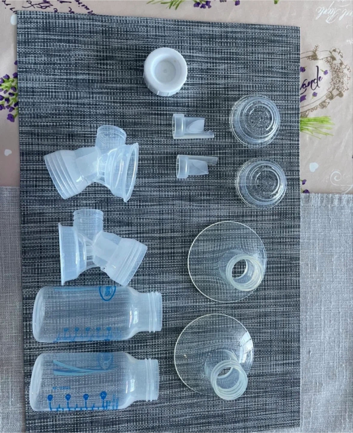 Dr. Brown's Natural Flow Electric Breast Pump - photo 3