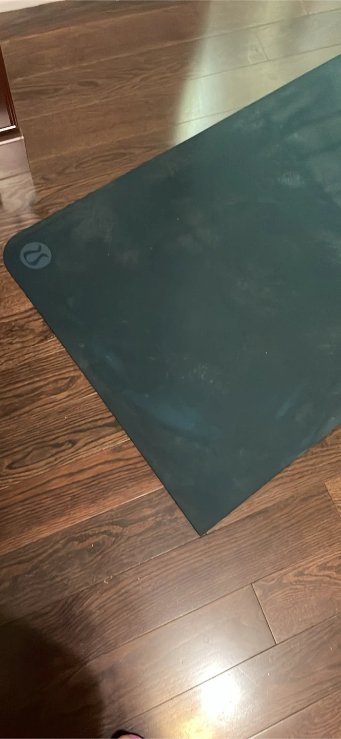 Lululemon Yoga Mat - photo 2